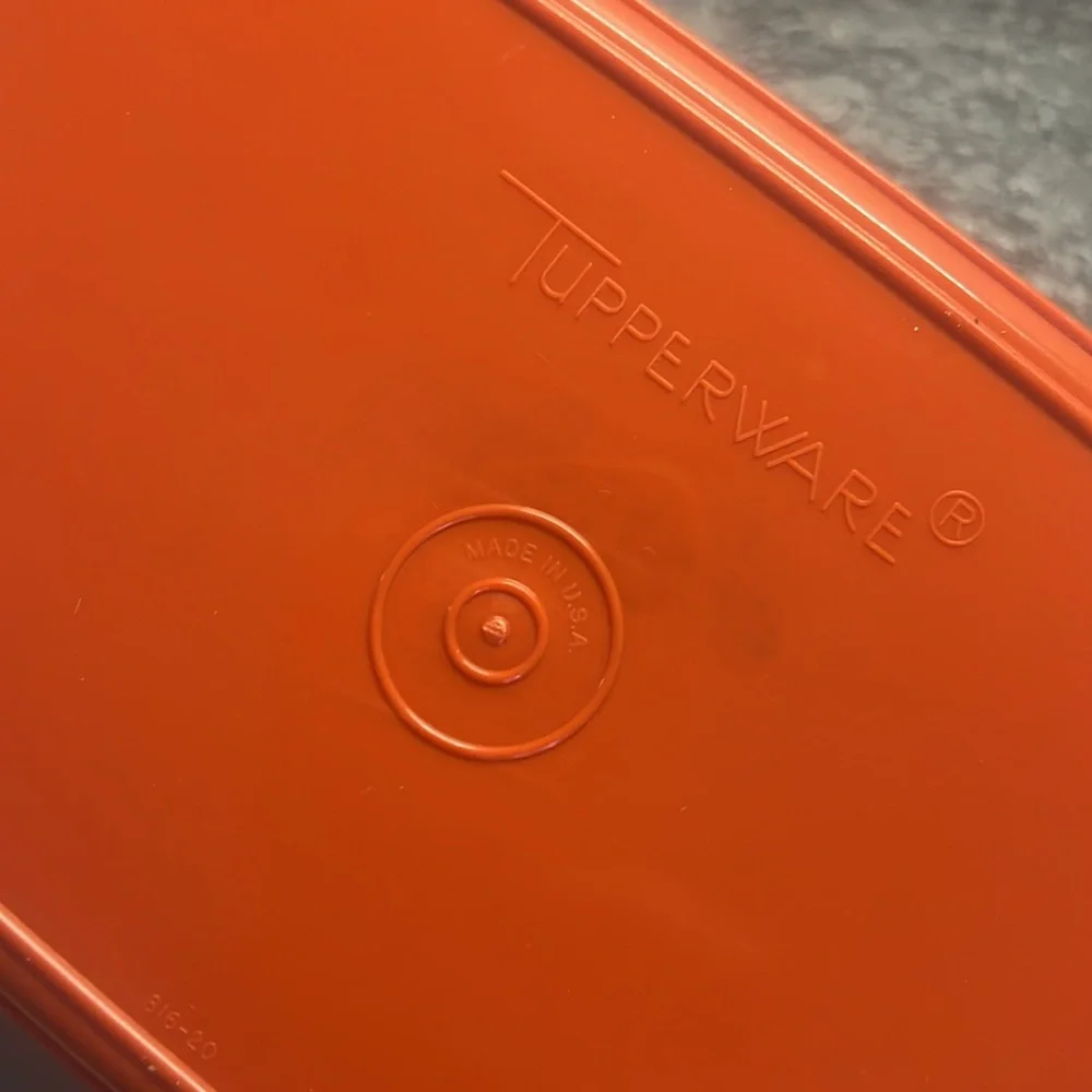 Set of 2 vintage Tupperware. Paprika. Deli keeper and hot dog keeper. Li…